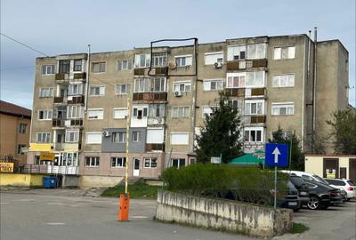 Garsonieră decomandată în Central - 1