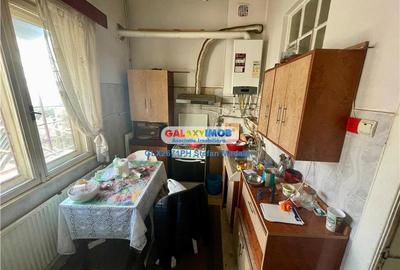 Casă cu 9 camere cu Canalizare în Poștei - Bucov - 7