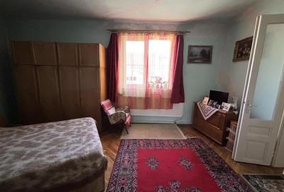 Casa central singur in curte  - 150 mp util - 411 mp curte - 2