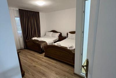 Casă cu 4 camere în Central - 1