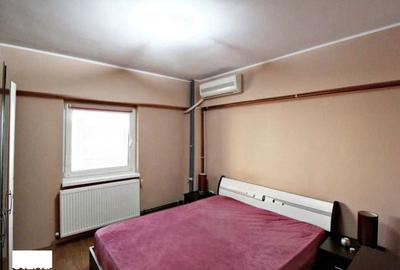 Apartament cu 3 camere decomandat în Tomis II