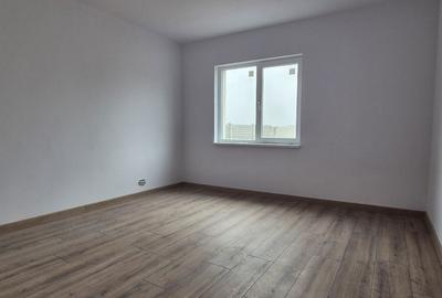 Casă cu 4 camere cu Teren 417 Mp în Domnești - 2