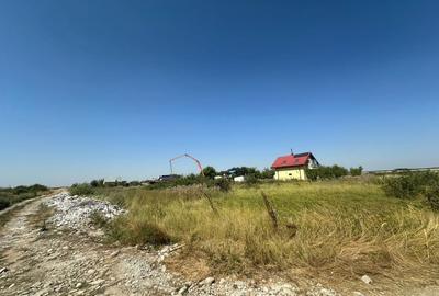 Teren intravilan de vanzare Langa piscina Dovinot - 4