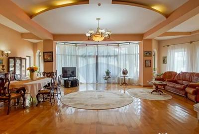 Casă cu 7 camere cu Teren 1427 Mp în Brașovul Vechi - 3