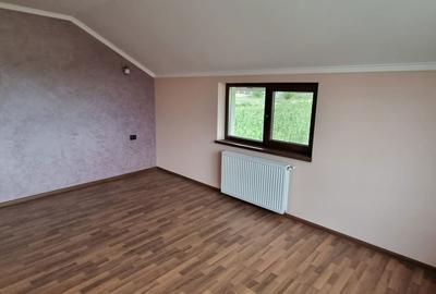 Casă cu 5 camere cu Teren 1000 Mp în Răchiți - 11