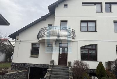 Casă individuală cu 7 camere cu Canalizare în Tractorul - 1