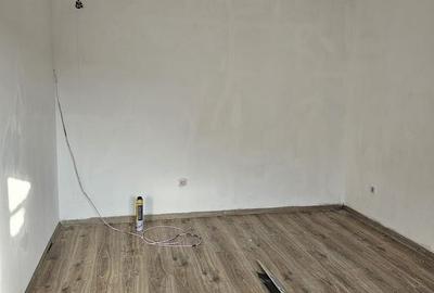 Casă individuală cu 6 camere cu Canalizare în Episcopia Bihorului - 13