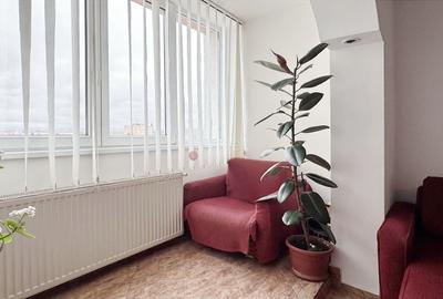 Apartament cu 3 camere decomandat în Astra - 5