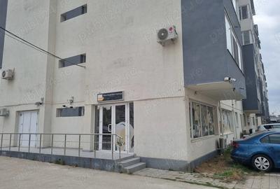 Spațiu comercial, de 64 mp, în Central - 2