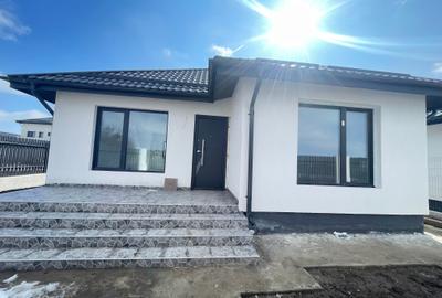 Casă individuală cu 3 camere cu Teren 455 Mp în Berceni - 1