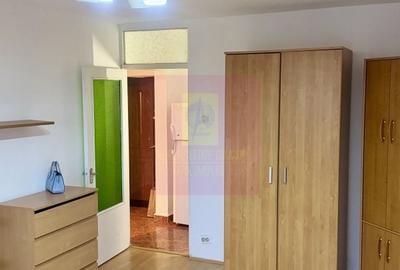 Garsonieră decomandată în Rahova