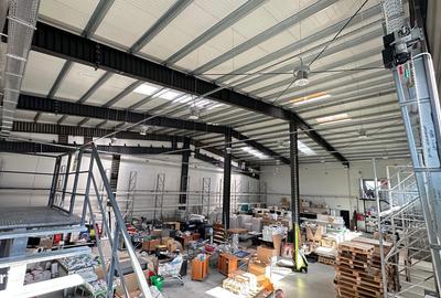 Spațiu comercial, de 972 mp, în Central - 3