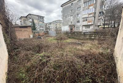 Spațiu comercial, de 50 mp, în Central - 3