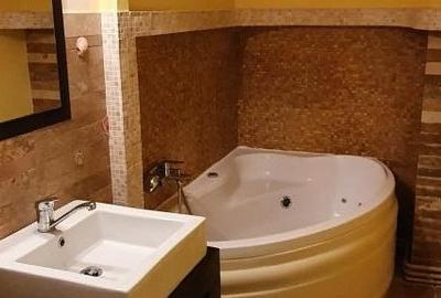 Apartament cu 4 camere decomandat, mobilat în Sebastian - 2