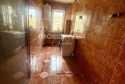 Apartament cu 2 camere în Cetate - 4