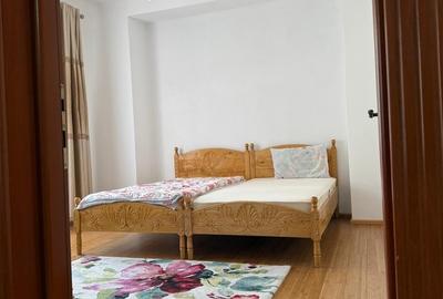 Universitate, 3 camere 107 mp, Piata Rosetti - 9