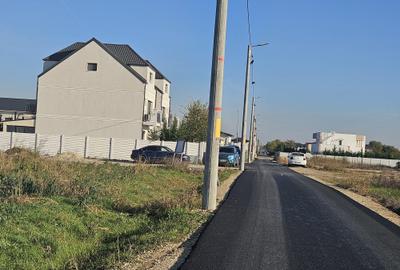 Teren Construcții intravilan de 541 mp, în Odăi