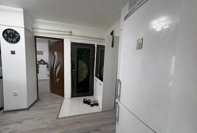 Apartament 2 camere et. 1 *mobilat-utilat* - Rovinari - 3
