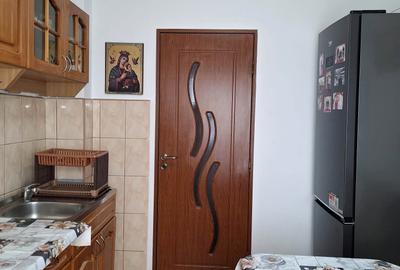 Apartament cu 3 camere decomandat, mobilat în Mircea cel Bătrân - 11