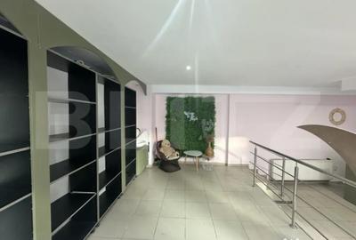 Spațiu comercial, de 35 mp, în Central - 3