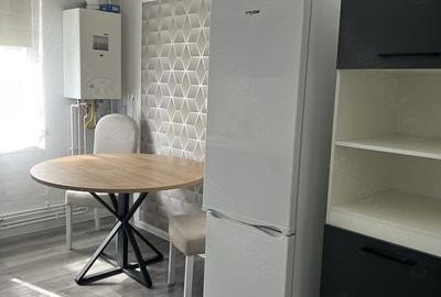 Apartament cu 3 camere decomandat în Exterior Vest - 4