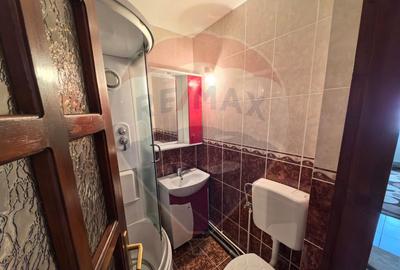 Prima inchiriere - Apartament 3 camere + garaj in zona ... - 1