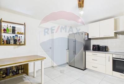 Vila cu 6 camere de vanzare in zona Vitan Mall - 9