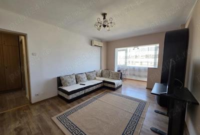 Apartament 3 camere, Decomandat, 74 mp, Deva Bd. Decebal, Bloc 23 - 2
