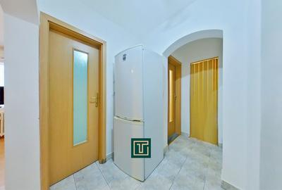 Apartament cu 3 camere de vânzare în cartierul Aurel Vlaicu, Arad - 4