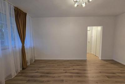 AP.2 CAM ET.4/7 RENOVAT COMPLET SECTOR 1 ION MIHALACHE METROU 1 MAI - 4