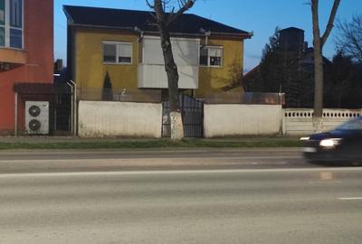 Casă cu 4 camere în Hunedoara - 3