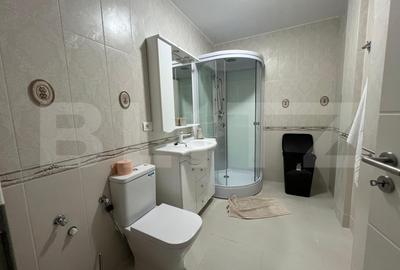 Apartament cu 2 camere– amenajat cu stil si pat baldachin in dormitor - 11