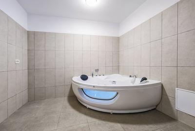 Casă individuală cu 7 camere cu Canalizare în Eforie Nord - 14