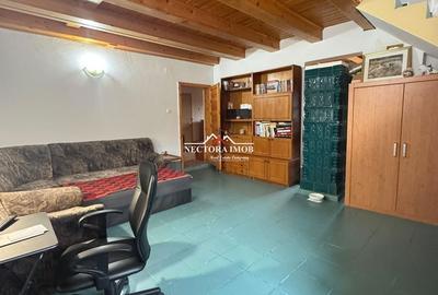 Casă cu 3 camere decomandat în Central - 9