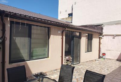 Tomis 2-casa 4 camere decomandate - 2