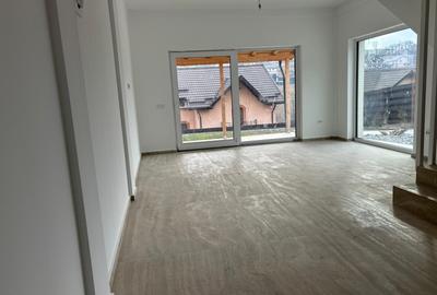 Casa noua cu 4 camere in zona Nicolina - Hlincea - 3