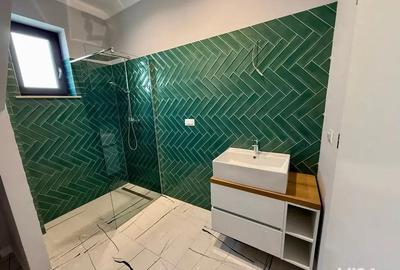 Casă cu 5 camere cu Teren 360 Mp în Central - 2