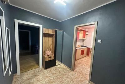 Apartament 3 camere de vanzare - Metrou Nicolae Grigoresc... - 2