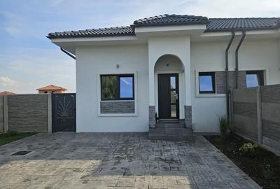 Casă cu 3 camere cu Teren 673 Mp în Sânandrei - 4