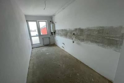 Apartament cu 2 camere decomandat în Berceni - 3