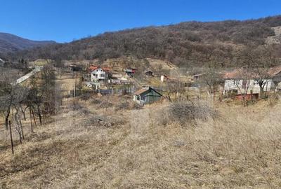 Teren intravilan de vanzare, 1550 mp, cu priveli?te panoram - 1