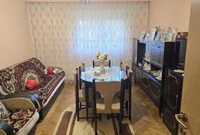 Apartament cu 3 camere decomandat în Central - 16