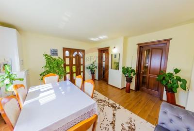 Casă cu 3 camere cu Teren 1732 Mp în Merișor