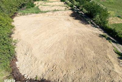 Teren de 1450 mp, în Central - 5