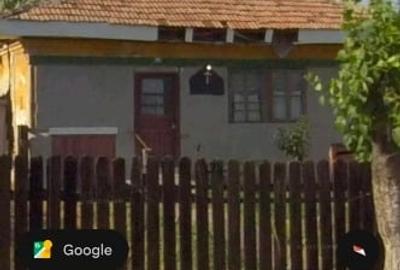 Vând casă în comuna Parscoveni - 2