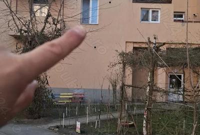 Apartament cu 3 camere decomandat în Central - 2