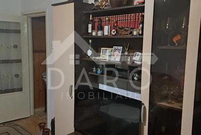 Apartament cu 3 camere semidecomandat în Central - 4