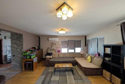 De vanzare casa tip duplex in Flore?ti, intr-o zona exclusiv de case ! - 4