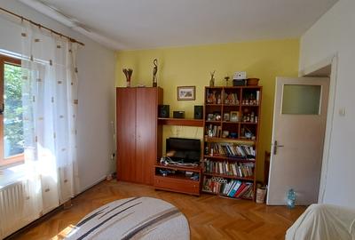 APARTAMENT 2 CAMERE IN BLOC DE 2 ETAJE - 4