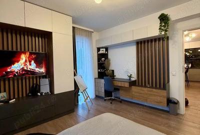 Apartament cu 4 camere decomandat în Calea Moldovei - 2